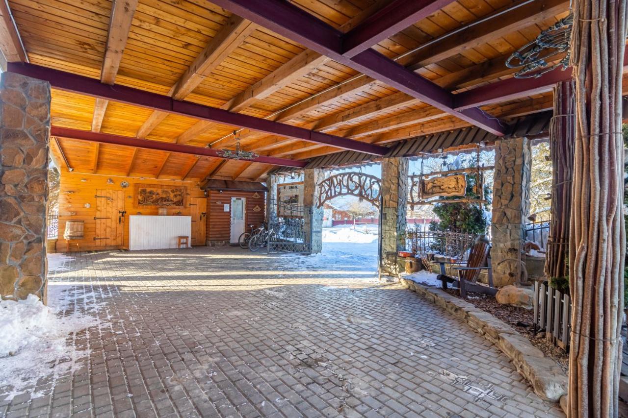 Smerichka Hotel Slavske Bagian luar foto
