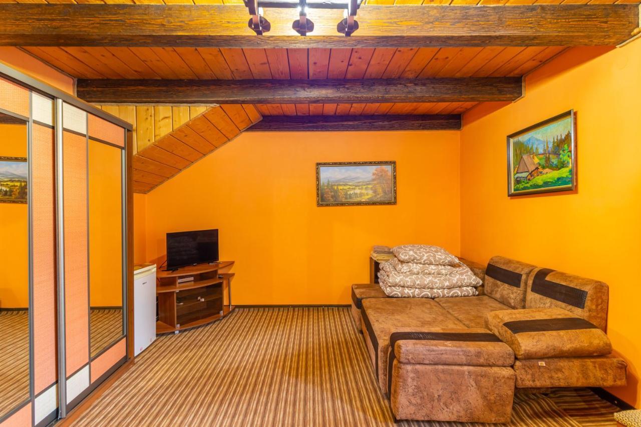 Smerichka Hotel Slavske Bagian luar foto